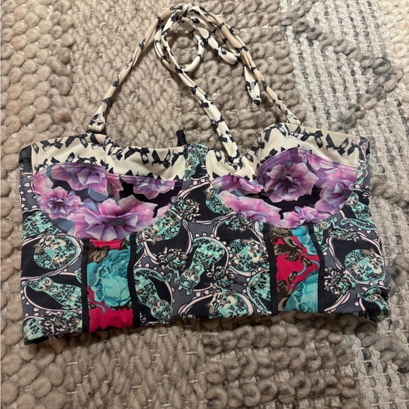 Reversible Maaji Bikini Top - Picture 3 of 4